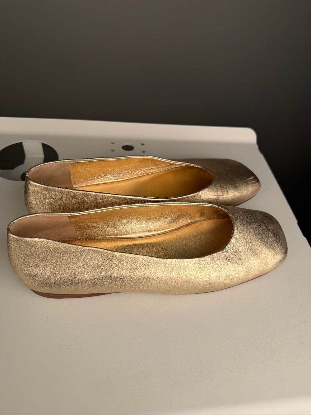 Vince Metallic Gold Leather Ballet Flats - Picture 2 of 6